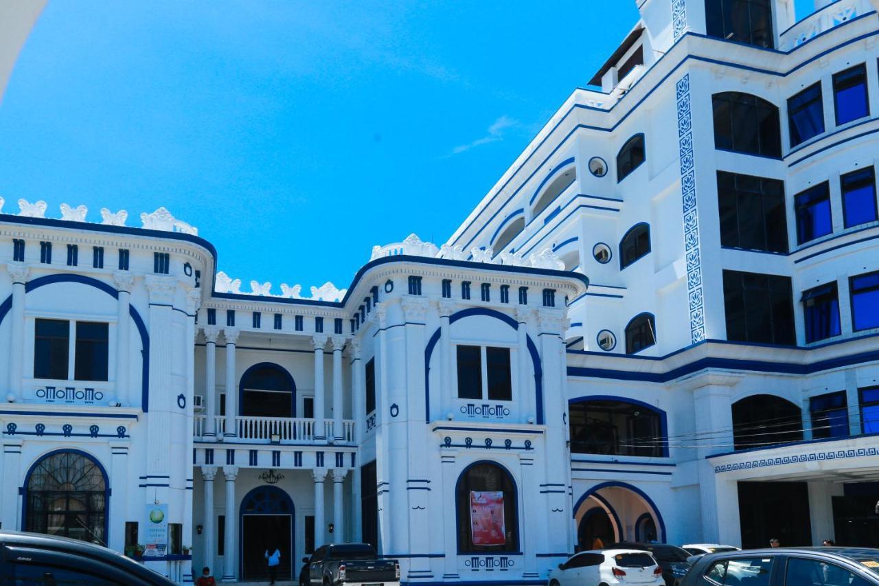 Reddoorz Plus @ Castle Chateau Iloilo Εξωτερικό φωτογραφία